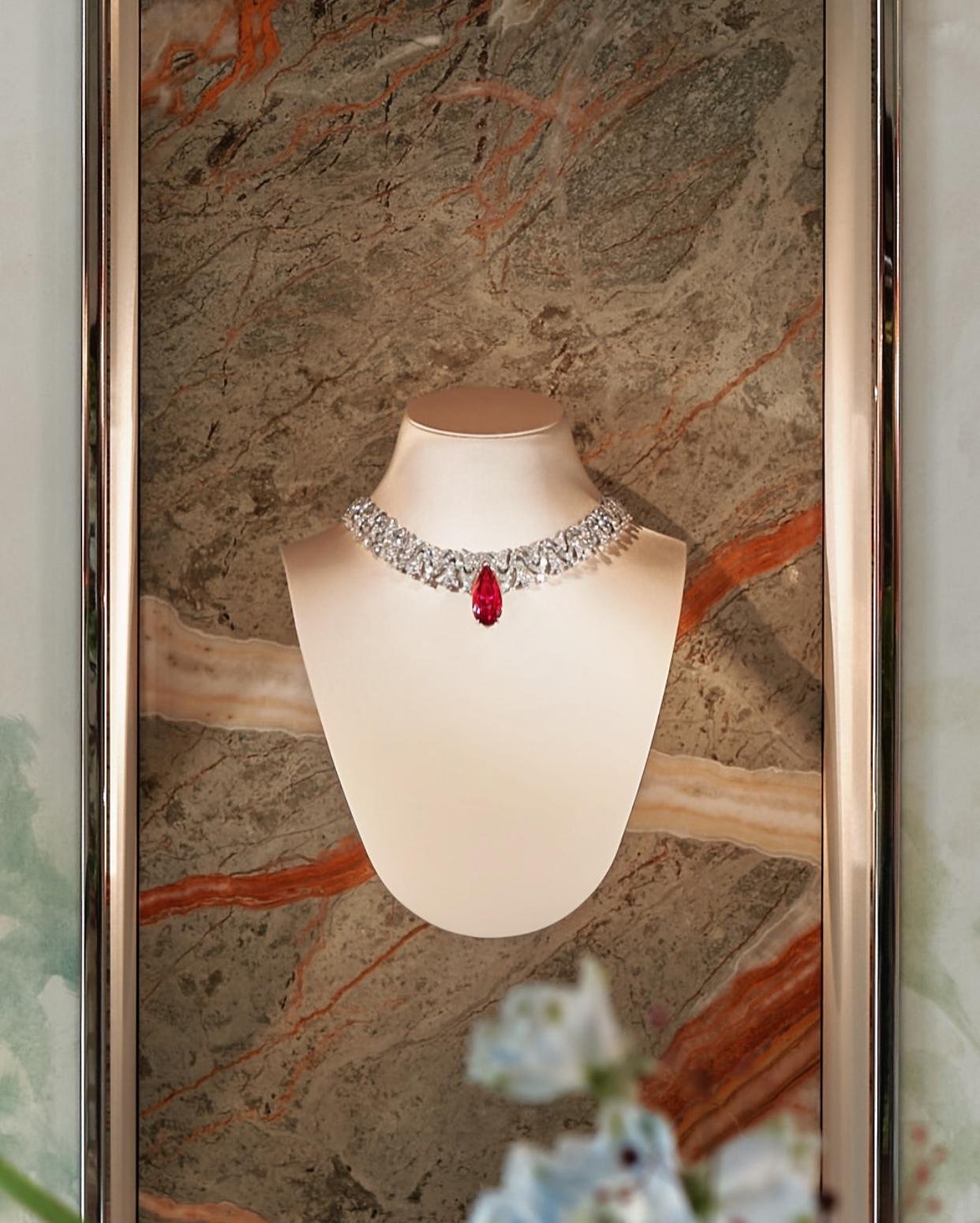© Bvlgari – Official visual | Source: Instagram @bvlgari