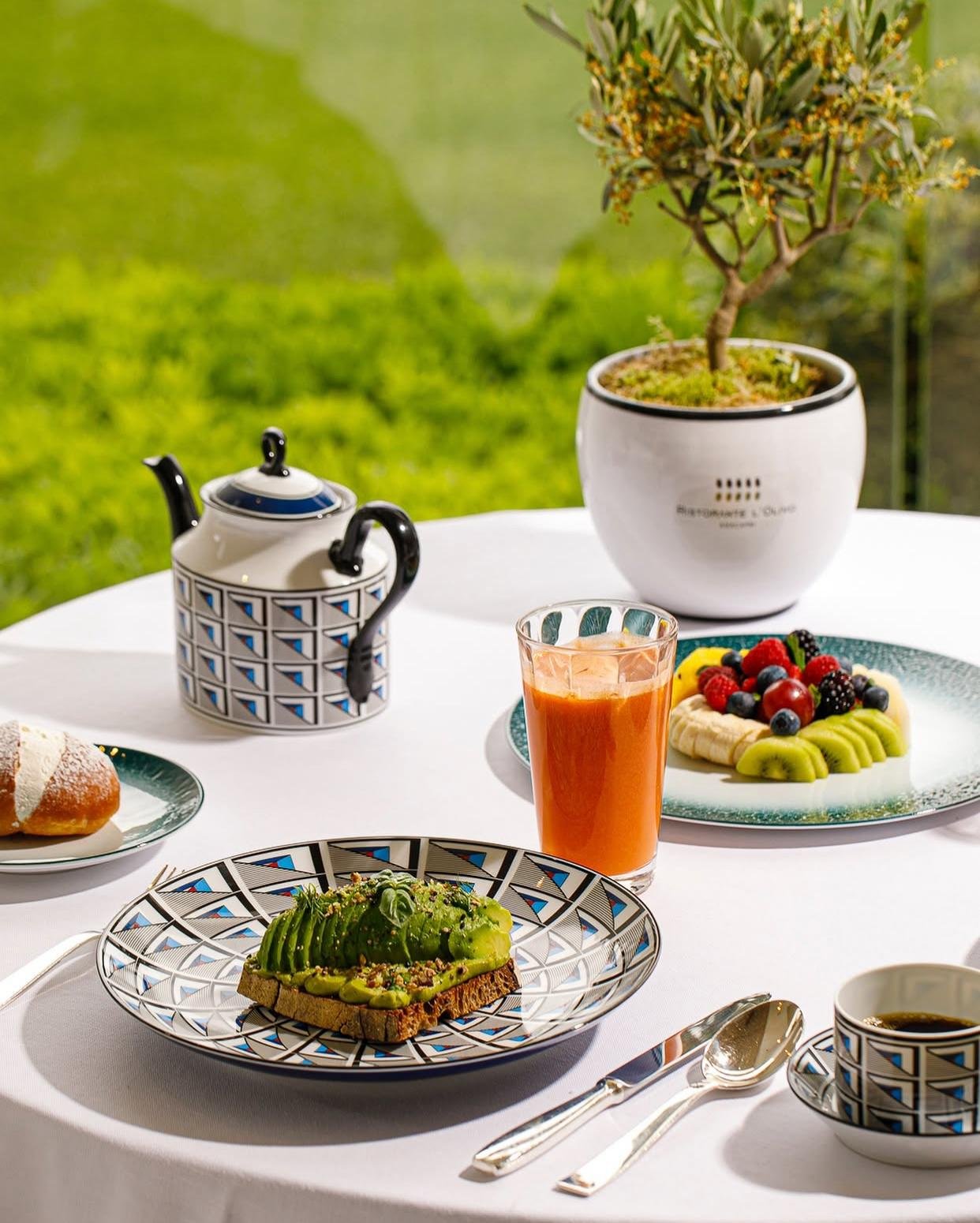 © Jumeirah Capri Palace – Official visual | Source: Instagram @jumeirahcapripalace